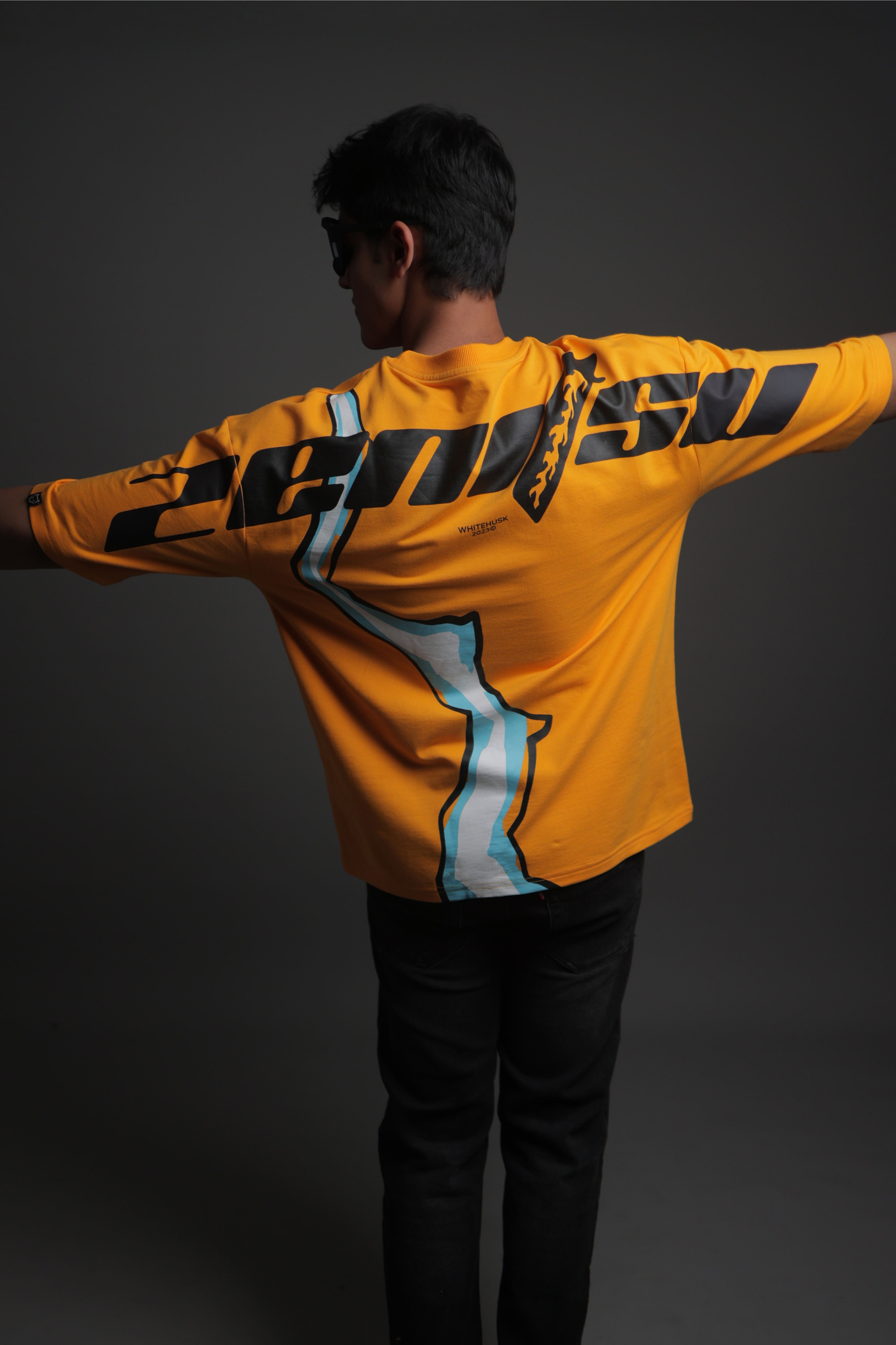 Zenitsu - Demon Slayer - Oversized Tshirt