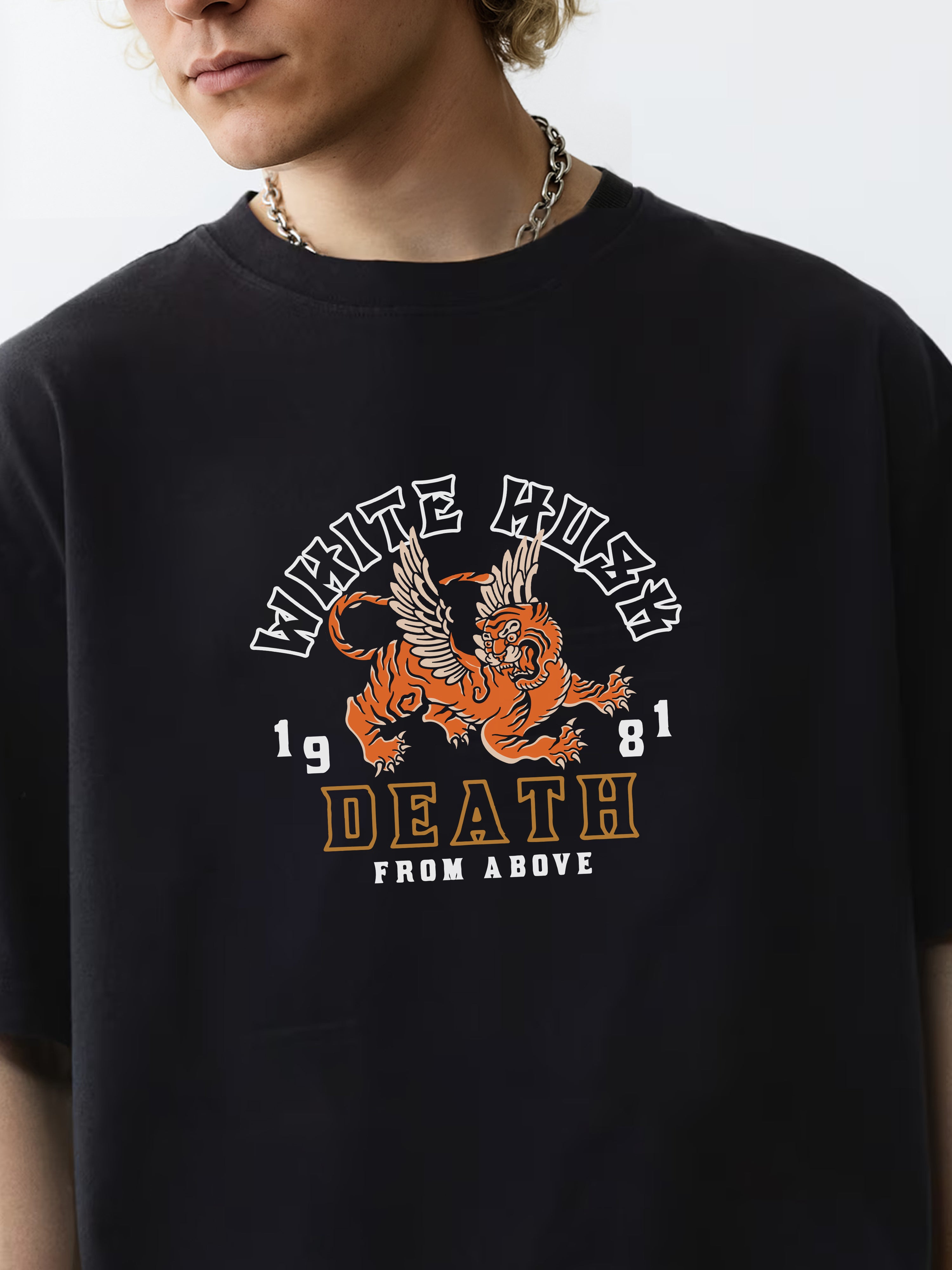Flying Tiger - Oversized Tshirt - OMNIVERSE©